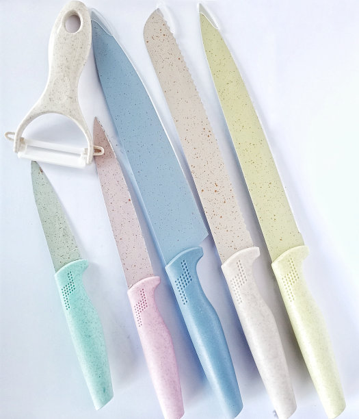 一套大小不一的菜刀图片下载