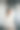 漂亮的女人走在现代化的城市街道上图片下载