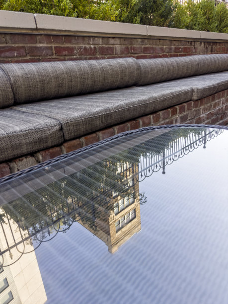 院子里的细节图片下载