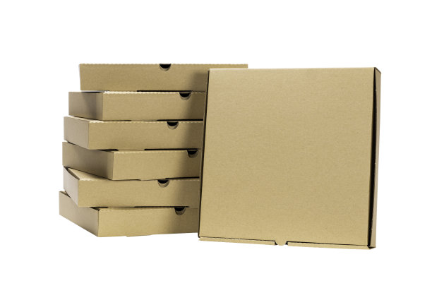 前视图堆栈棕色披萨盒孤立在白色背景与剪切路径图片下载