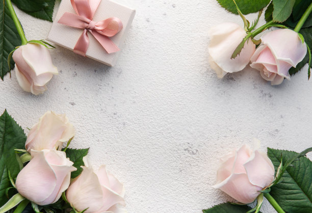 粉色粉彩玫瑰礼盒图片下载