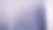 摩天大楼的窗户在雾中，背景复制空间。烟雾中的高层建筑的金属结构和窗户，特写图片下载