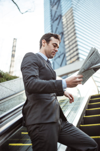 城市里的商人图片下载