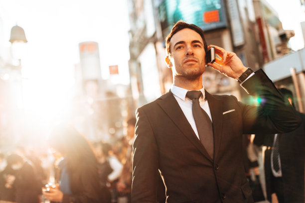 城市里的商人图片下载