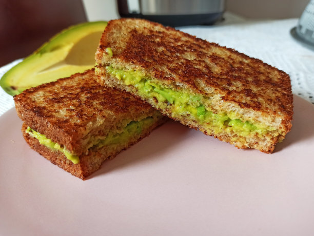 鳄梨面包图片下载