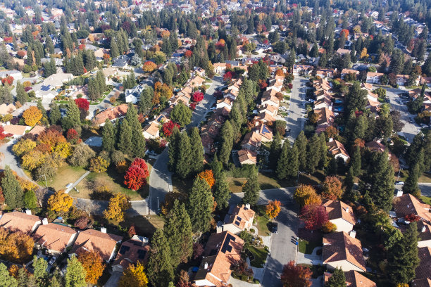 加利福尼亚州弗雷斯诺的郊区发展图片下载