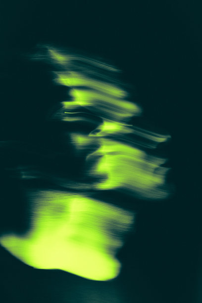 男人的肖像长曝光图片下载