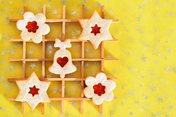 各种形状的草莓酱林策饼干图片下载