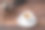 新鲜的浓缩咖啡一起装饰与咖啡豆在木桌上图片下载