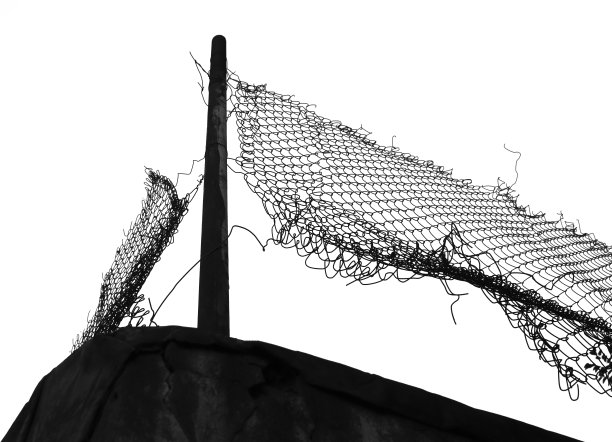 白色背景上隔离的黑色铁丝网栅栏。铁篱笆。插图。图片下载