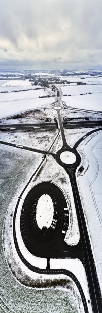 停车场和交通圈图片下载