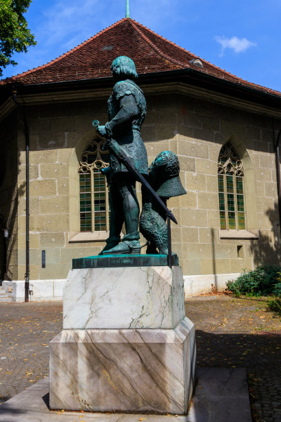 瑞士伯尔尼的伯尔托五世雕像，扎林根公爵，伯尔尼城的创始人图片下载