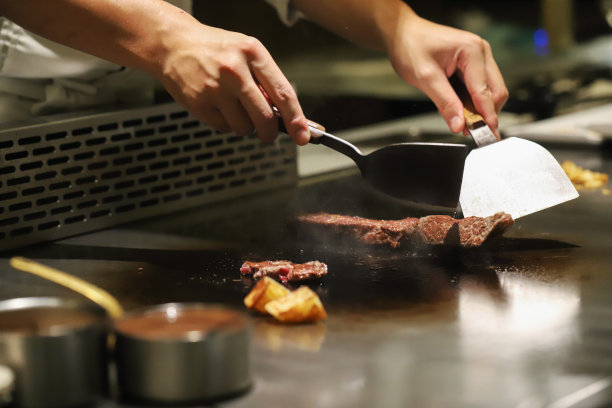 铁板烧的风格。图片下载