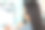客服呼叫中心、通讯女、电脑，联系我们和客户关系管理咨询处。支持人员，技术接待员和电话销售顾问广告销售交易图片下载