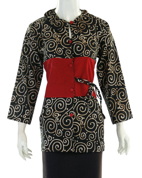 女式蜡染服装颜色较深，带有现代图案图片下载