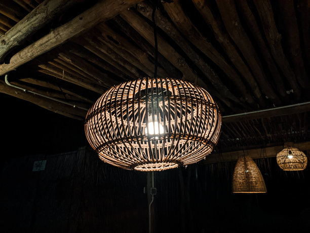 竹制灯饰图片下载