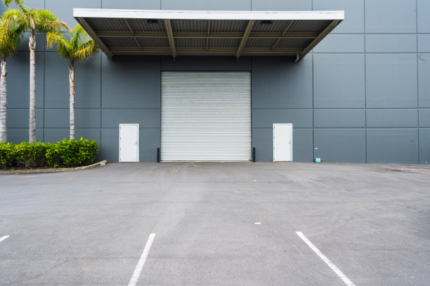 仓库正门。图片下载