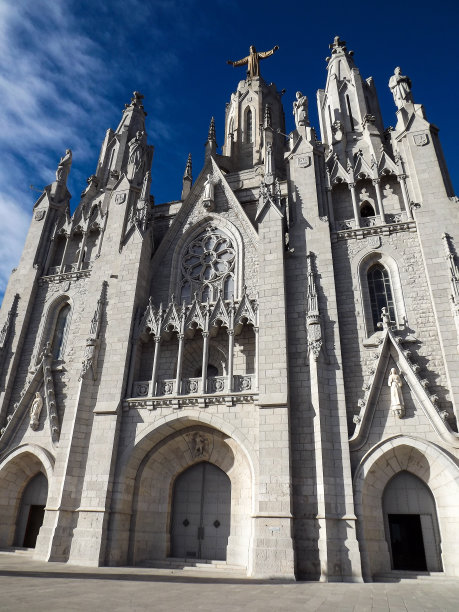 提比达博的圣心赎罪神庙。巴塞罗那——西班牙图片下载
