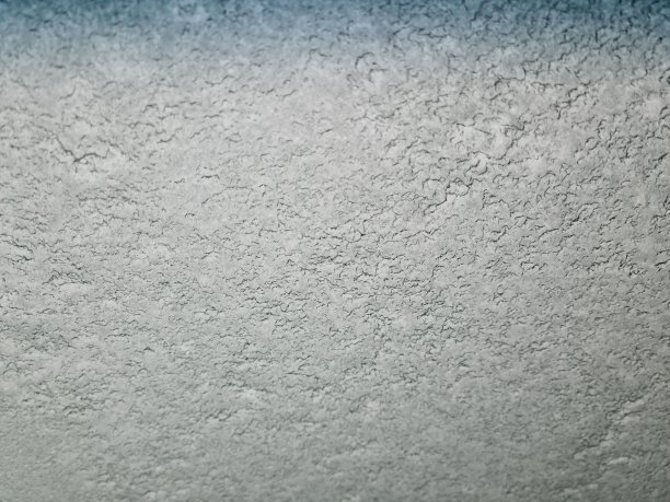 冬天的窗户结冰了。结冰的车窗图片下载