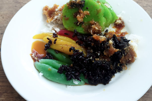 印尼正宗的Serabi和Lupis小吃图片下载