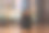 穿黑衣的女孩正在舞蹈室训练图片下载