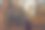 一个穿着红色外套的女人在秋天的森林里散步的美丽照片图片下载