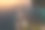 落日余晖映在海面上。图片下载