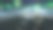 在冬季森林的山上，映衬着北极光的天空，闪耀着圣诞树图片下载