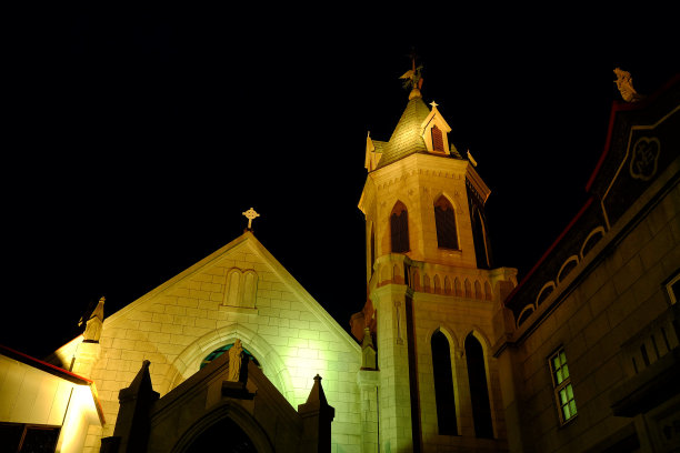 函馆的古元町罗马天主教堂是日本北海道的著名地标。图片下载