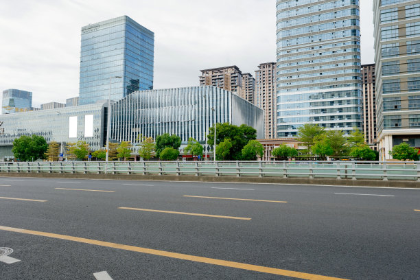 城市道路景观图片下载