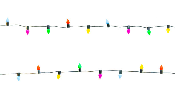 圣诞彩灯串孤立的白色背景与修剪路径图片下载