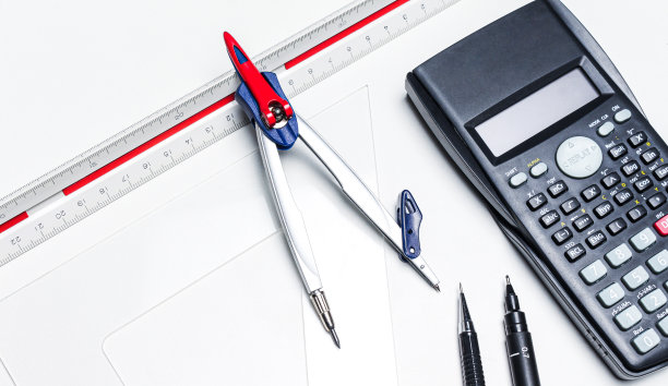 剪贴板上的建筑和土木工程工具。图片下载