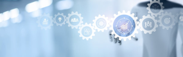 利用自动化来提高生产力。利用机器人过程自动化(RPA)实现工业管理的效率和高效过程。数字化和商业转型，增长最快的概念图片下载