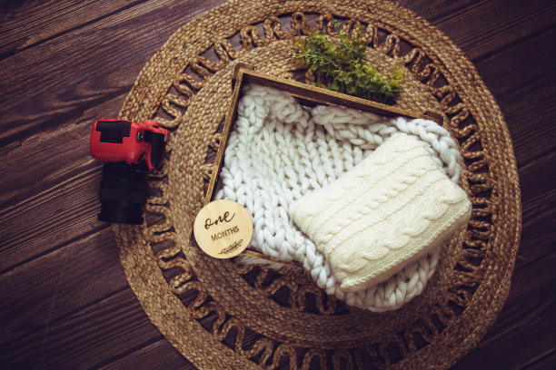 俯视图的新生儿摄影会议道具图片下载