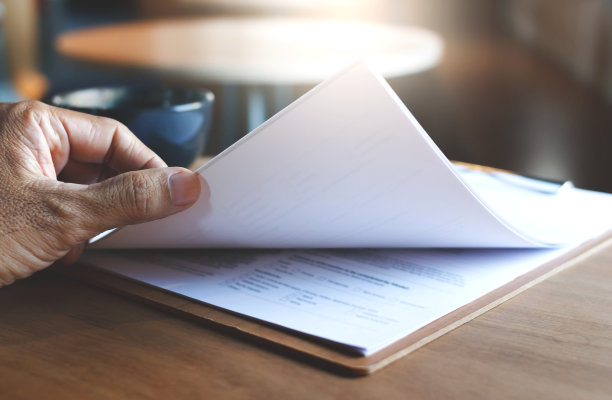 商务人员开单图片下载