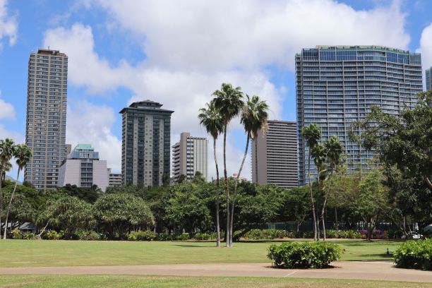 夏威夷瓦胡岛的威基基海滩图片下载