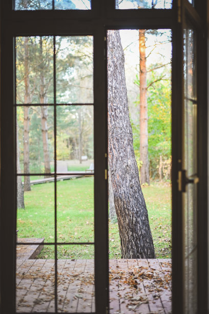 前门俯瞰后院图片下载