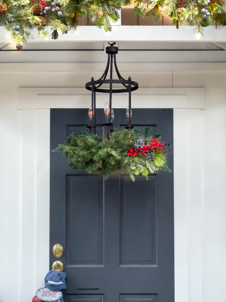 蜡烛吊灯图片下载