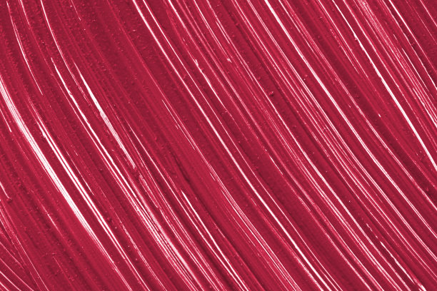 光泽品红色口红色块隔离在白色。2023年的颜色，洋红色万岁。图片下载