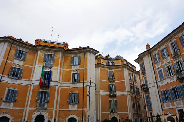 “西班牙广场”的外部欧式建筑和建筑设计图片下载