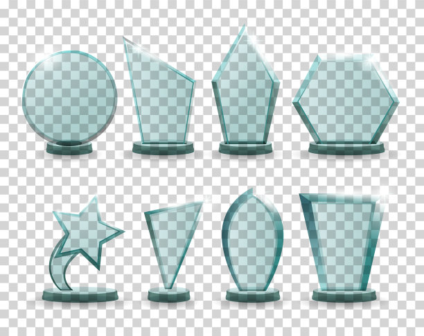 玻璃奖杯奖项收藏。3D获胜者奖品来自透明材料。成就杯为胜者冠军。现实的图标挑战奖。展台上的水晶造型图片下载