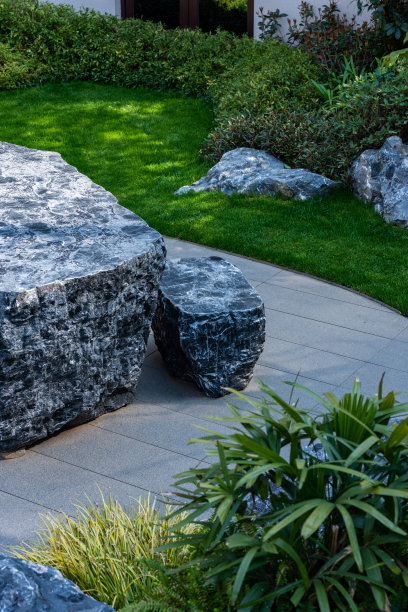 现代住宅园林景观，山石、绿植图片下载