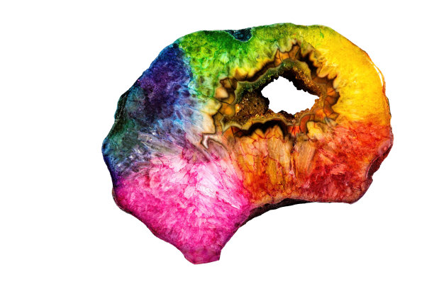 玛瑙晶体截面背景。天然半透明玛瑙晶体表面片。矿石的宏观特写，抽象结构图片下载