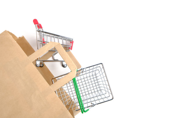 纸袋，购物车和购物篮白色背景。图片下载