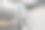 白色瓷砖的现代浴室内部照片图片下载