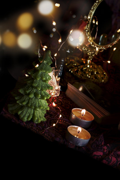 圣诞节读塔罗牌图片下载