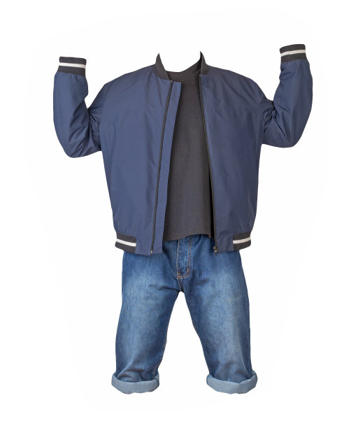 牛仔蓝色短裤，t恤和夹克上的拉链孤立在白色的背景图片下载