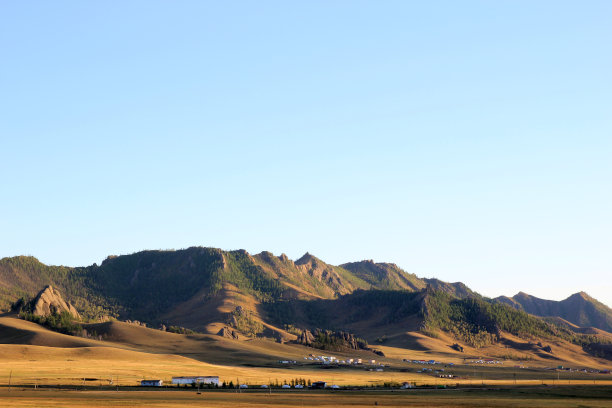 蒙古高尔基- terelj国家公园的美丽风景图片下载