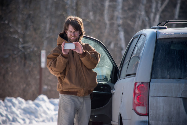 白人男子照片图片下载