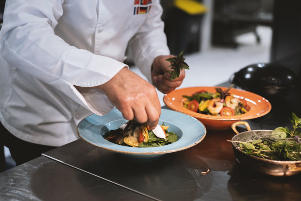 厨师在工作图片下载